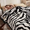 Winter Warm Heavy Plush Raschel Blanket Super Soft Anti-Pilling Woven Rectangular Customizable Portable