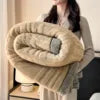 Western Style Polyester Fiber Blanket Winter Luxury Designer Comfort Decor Custom Rabbit Faux Fur Flannel Queen Size Blanket