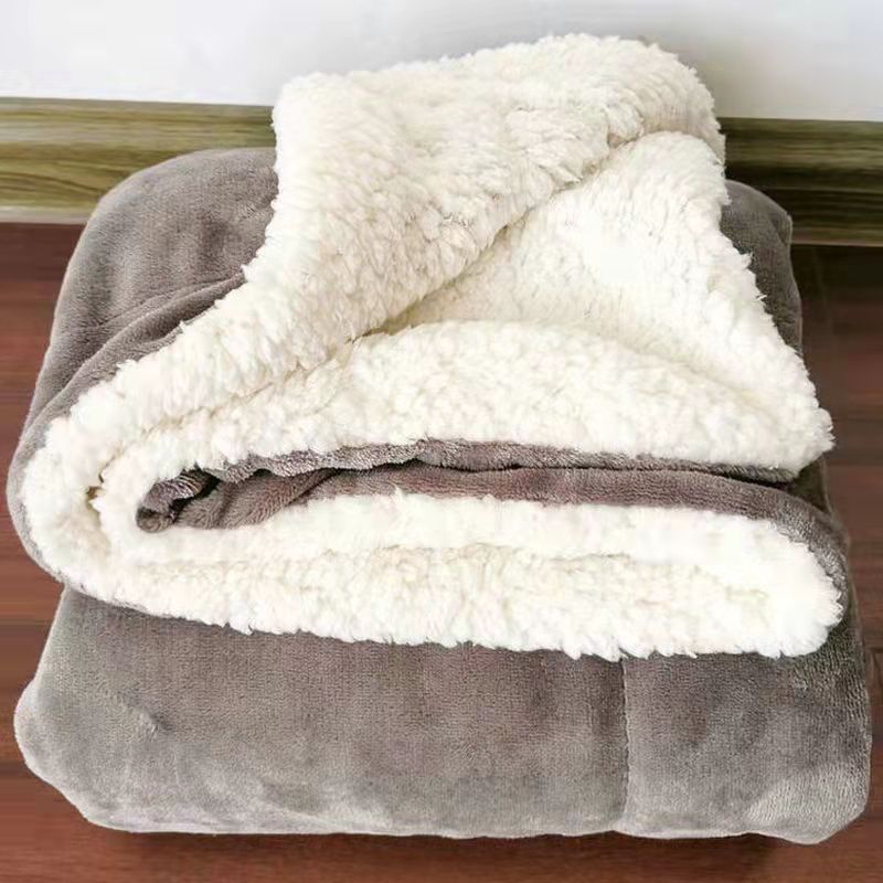 Double Layer Winter Fleece Blanket Red Solid Knitted Technics Thickened Flannel for Home Use