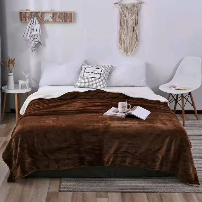 Double Layer Winter Fleece Blanket Red Solid Knitted Technics Thickened Flannel for Home Use